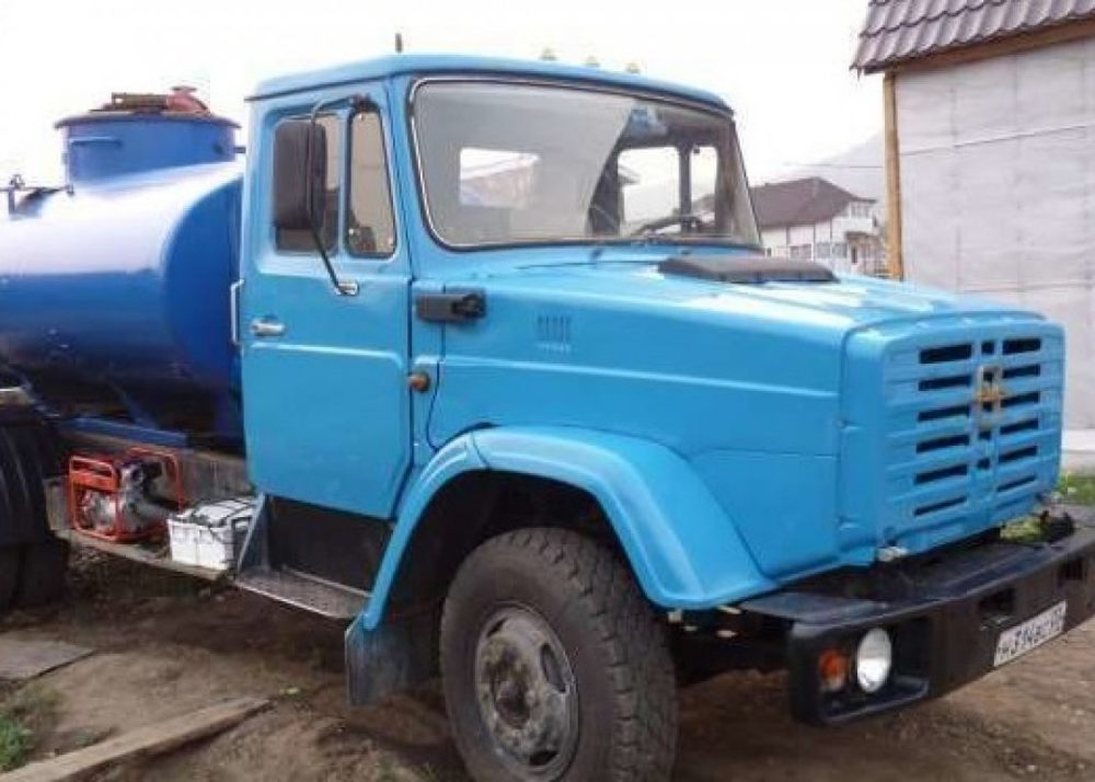 Водовоз Доставка питьевой чистой воды цистерной. Авто ЗИЛ взять в аренду, заказать, цены, услуги - Горно-Алтайск