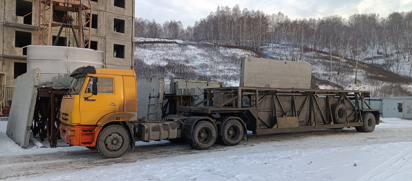 Аренда и услуги панелевозов для перевозки ЖБИ изделий в Горно-Алтайске